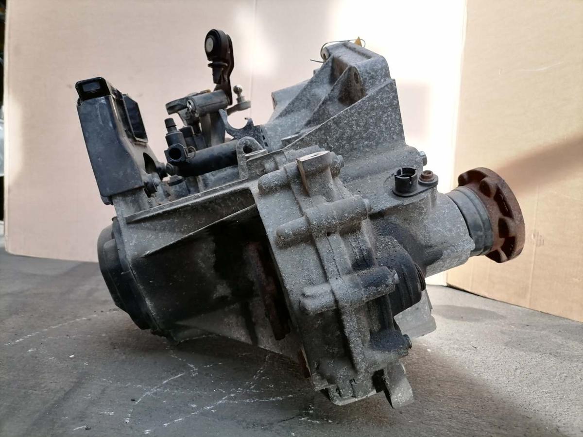 VW Polo 9N1 original 5 Gang Schaltgetriebe GRZ 1,4 55KW Bj.2004